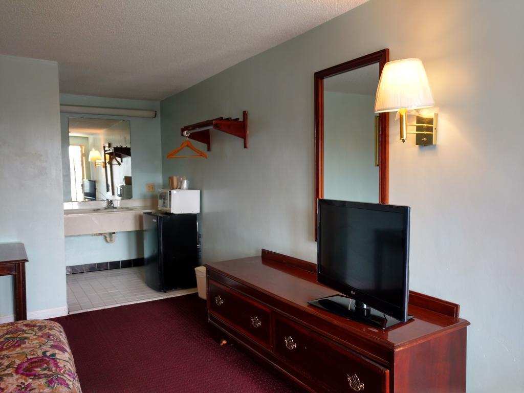 Mount Vernon Inn Sumter Εξωτερικό φωτογραφία